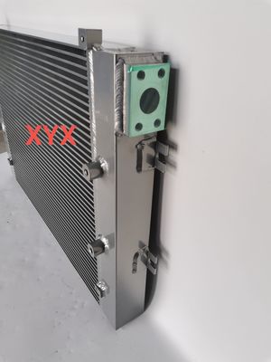 922/920 Liugong Excavator Parts , Silver White Hydraulic Oil Radiator